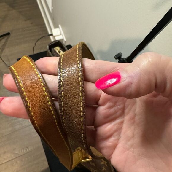 LOUIS VUITTON Cabas Piano Shoulder Bag Monogram Leather Brown - Picture 5 of 15